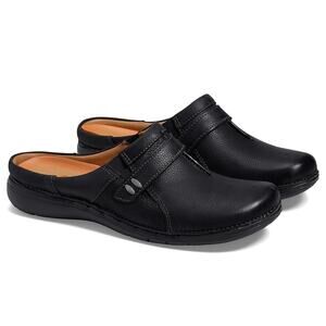 NWT Clarks Un Loop Ease Women Shoes Black Leather Size 7.5D Wide